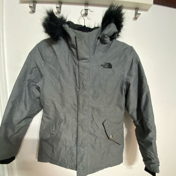 The north face winter Jacquet for little girl 10y - Picture 1 of 5